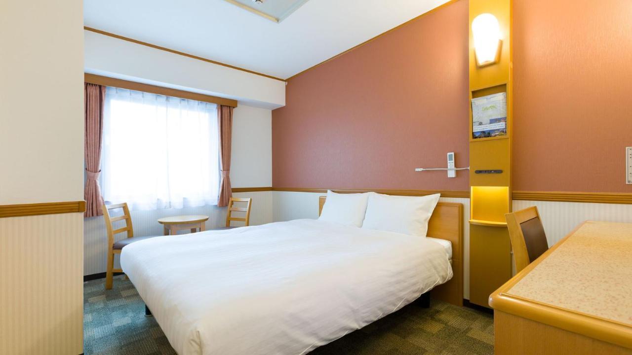 Toyoko Inn Hakata-Eki Bus Terminal Mae Fukuoka  Zewnętrze zdjęcie